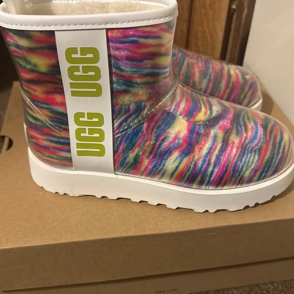 UGG women’s classic